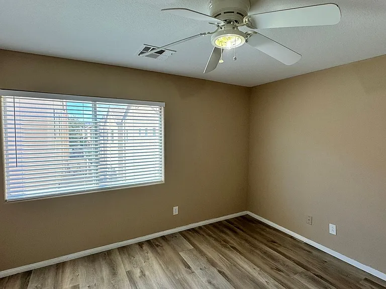 917 Blushing Rose Pl — Photo 11
