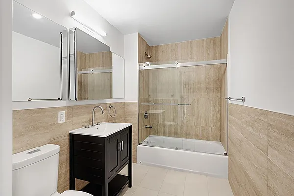 Rented by REZI | media 5