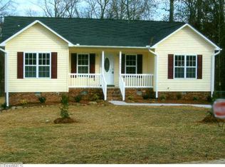 4596 Hoover Hl, Trinity, NC 27370