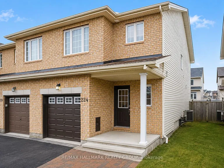 224 Lamplighters Dr — Photo 2