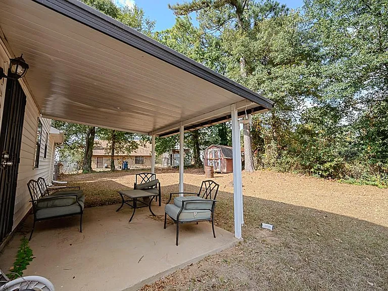 5393 Kirk Dr — Photo 6