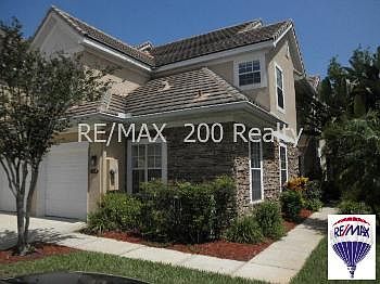 1st image of 7425 Green Tree Dr
