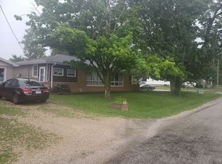 410 N Lafayette St, Metamora, IL 61548
