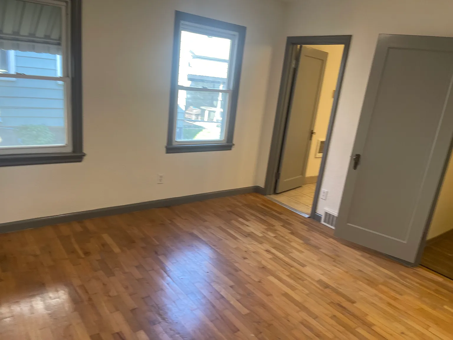 4 bed, 2.5 bath, 2630 sqft, $2,850 — Photo 3
