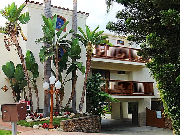 5th image of 248 W Avenida Palizada APT 5