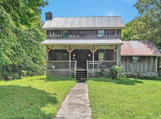 450 Womack Rd, Portland, TN 37148