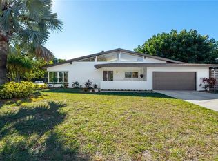 2596 Sunnyside St, Sarasota, FL 34239