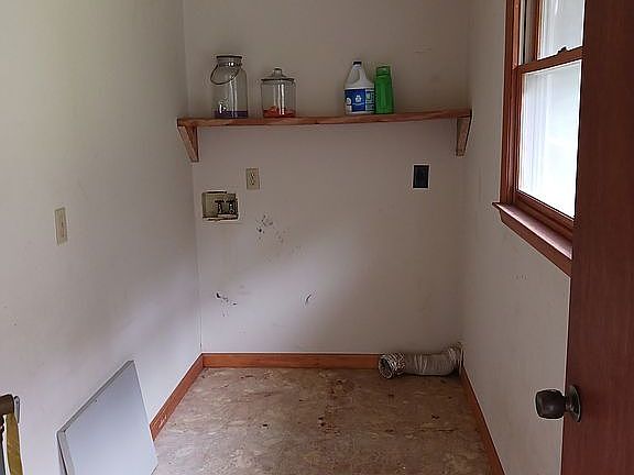House 1 Laundry