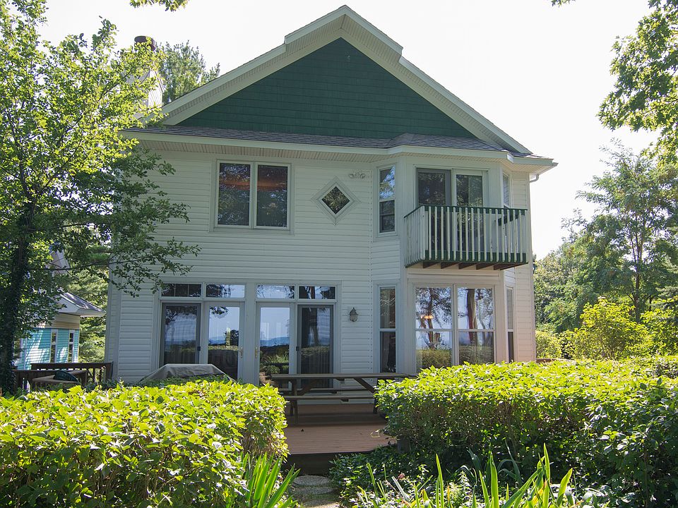1st image of 3603 N Lakeshore Dr