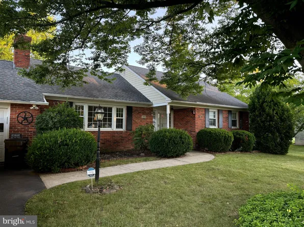 1444 Moyer Rd, Hatfield, PA 19440