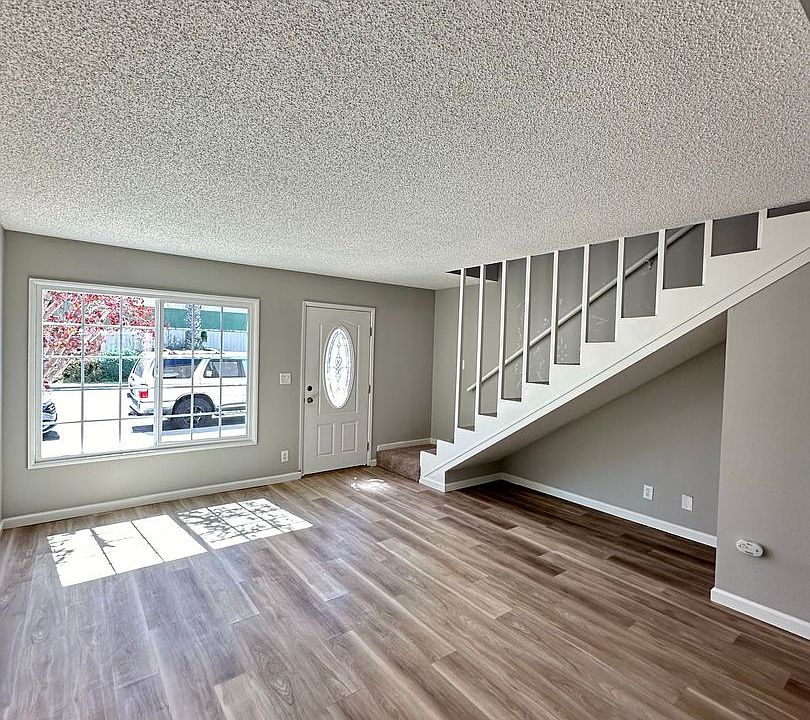 1st image of 126-140 Melody Ln #128