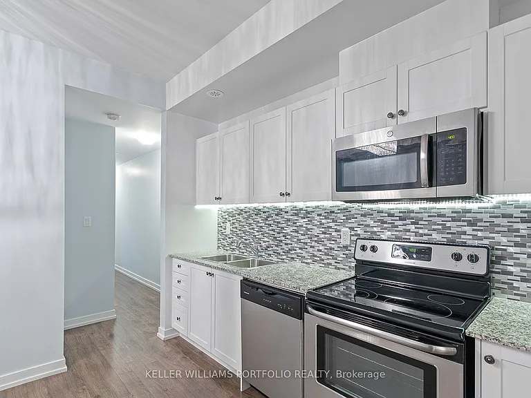 869 Wilson Ave #10 — Photo 12