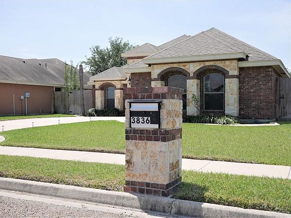 3rd image of 3836 Lori Morgan Dr