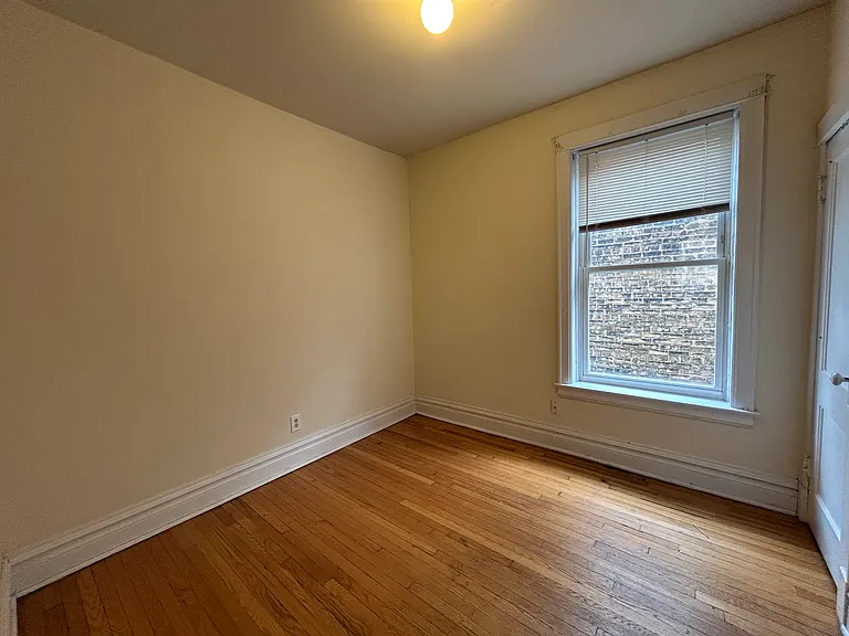 1216 W Addison St #2 — Photo 13