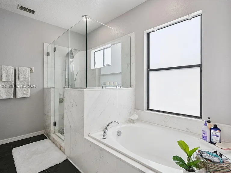 10033 Lake District Ln — Photo 26