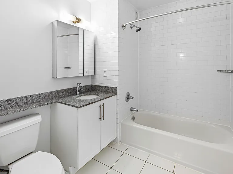 Residence 604