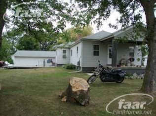 2050 Pound Dr, Flint, MI 48532