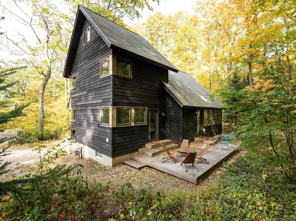 2360 N Lake Leelanau Dr, Lake Leelanau, MI 49653