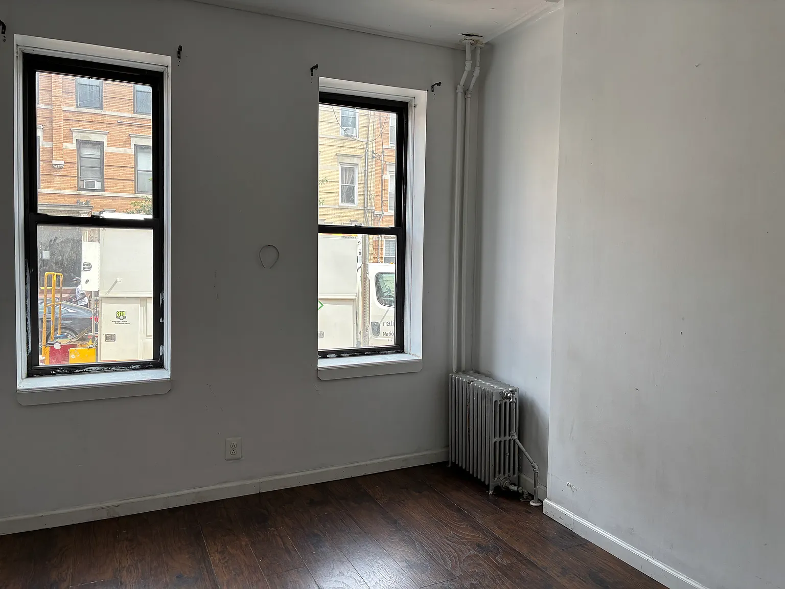 1677 Gates Avenue — Photo 3