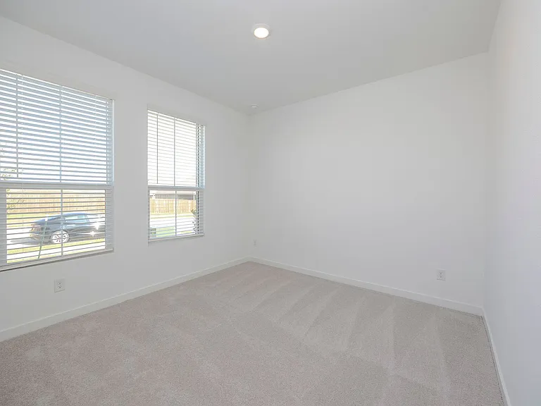 2220 Pommel Ln — Photo 9
