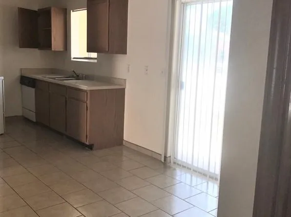 2125 S Espina St APT 2, Las Cruces, NM 88001