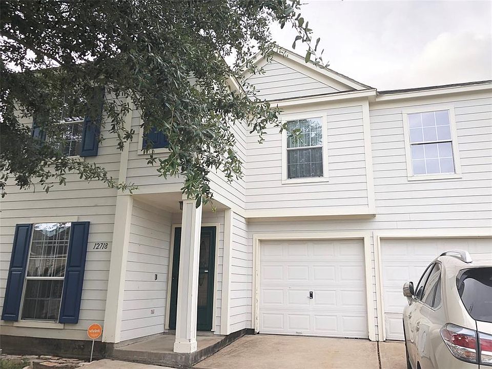 1st image of 12718 Wisteria Park Dr