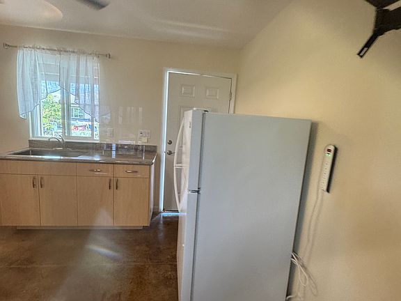 4th image of 1002 Kahua Kolepa St