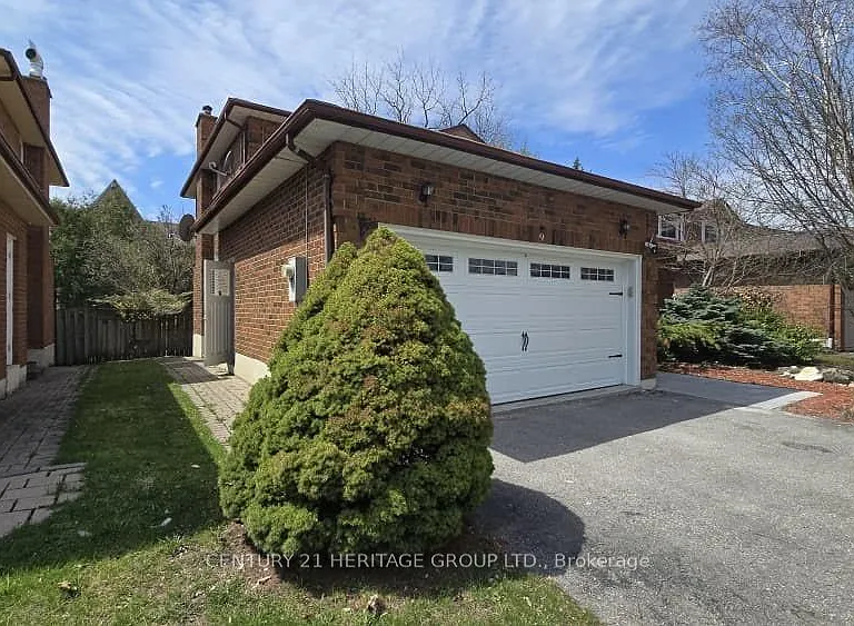 9 Addison St #BASEMENT — Photo 2