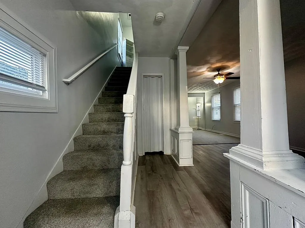 3 bed, 1269 sqft, $1,850 — Photo 2