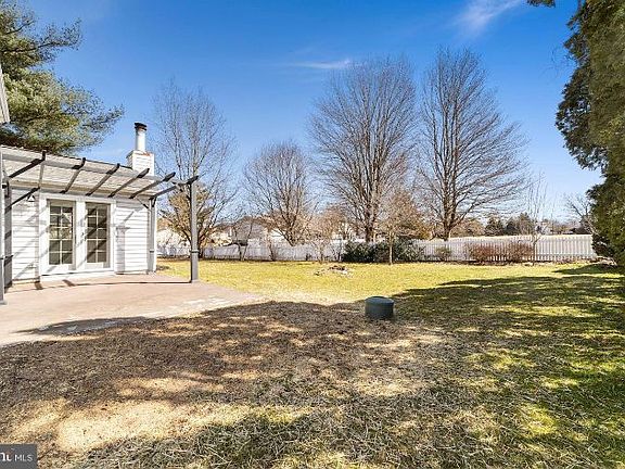 4th image of 708 Millcreek Ct
