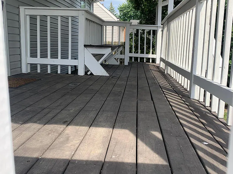 4513 Leslie Ave — Photo 3