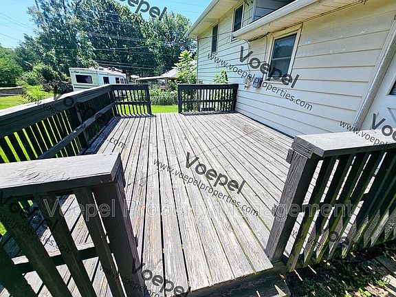 5th image of 3425 S Leslie Ave