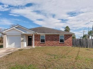 5501 Christian Ln, New Orleans, LA 70126