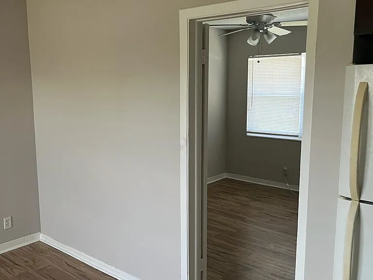 3071 NW 9th Ave #4 — Photo 5