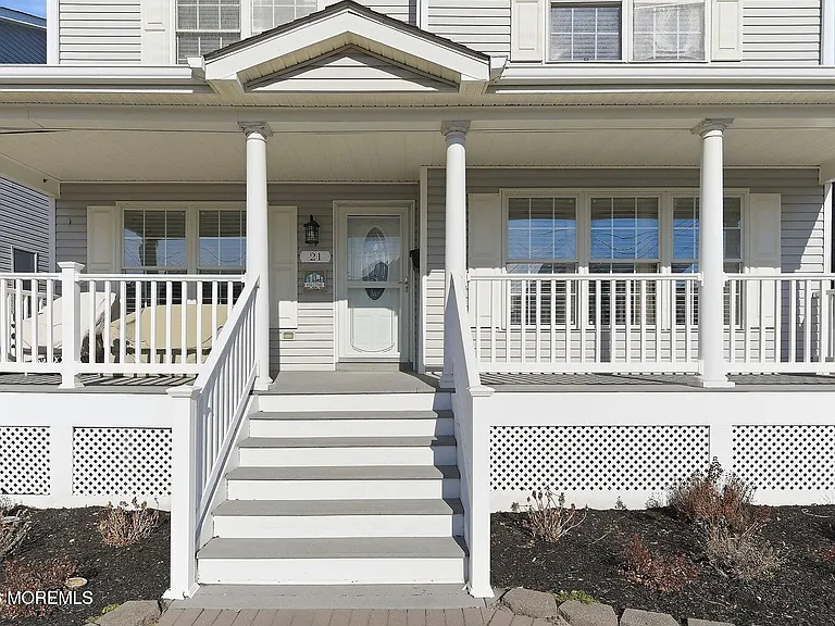 21 Jersey City Ave — Photo 3