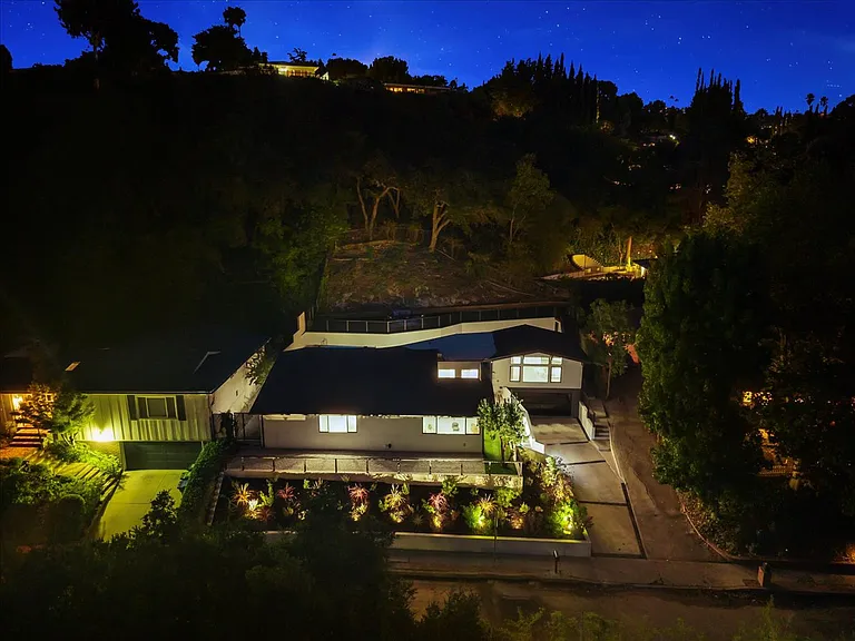 3873 Royal Woods Dr — Photo 47