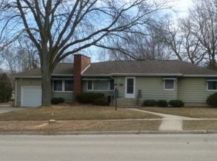 218 Wilcox St, Fort Atkinson, WI 53538
