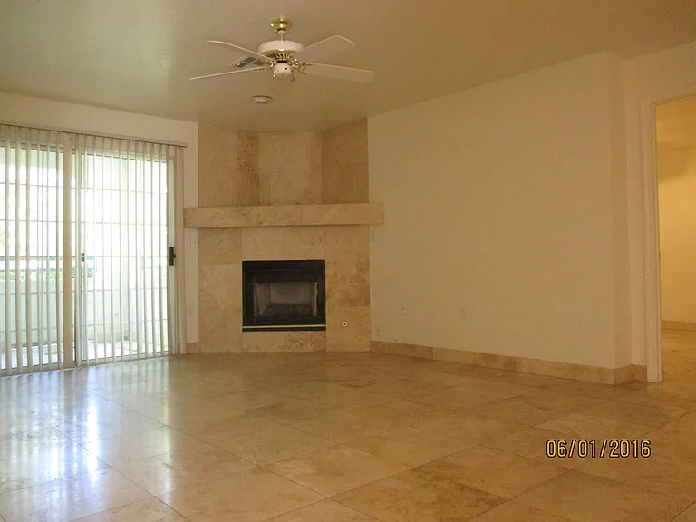 8452 Boseck Dr #187 — Photo 5