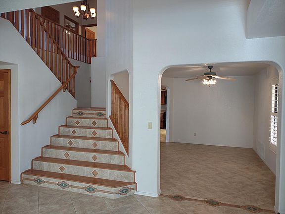 4th image of 12625 N Pioneer Way