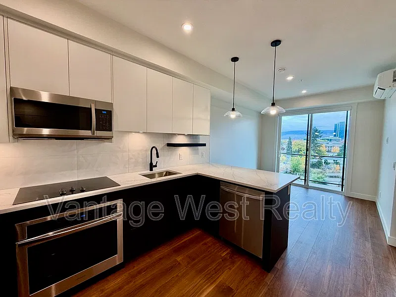 1 bed, 1.0 bath, 444 sqft, $1,650 — Photo 3