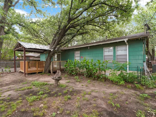 3016 Deep Well Rd, Balch Springs, TX 75180