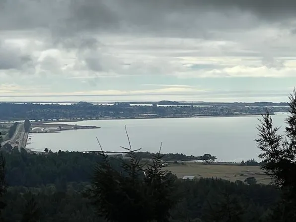 Idylbear Ln, Arcata, CA 95521