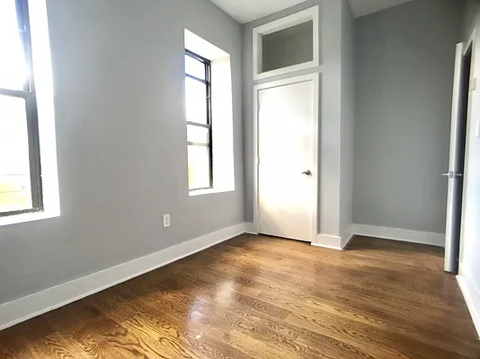 Rented by Bohemia Realty Group | media 34