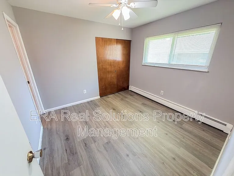 233 Rockaway Ave #2 — Photo 9