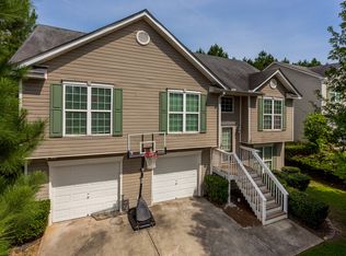 5779 Union Pointe Dr, Union City, GA 30291