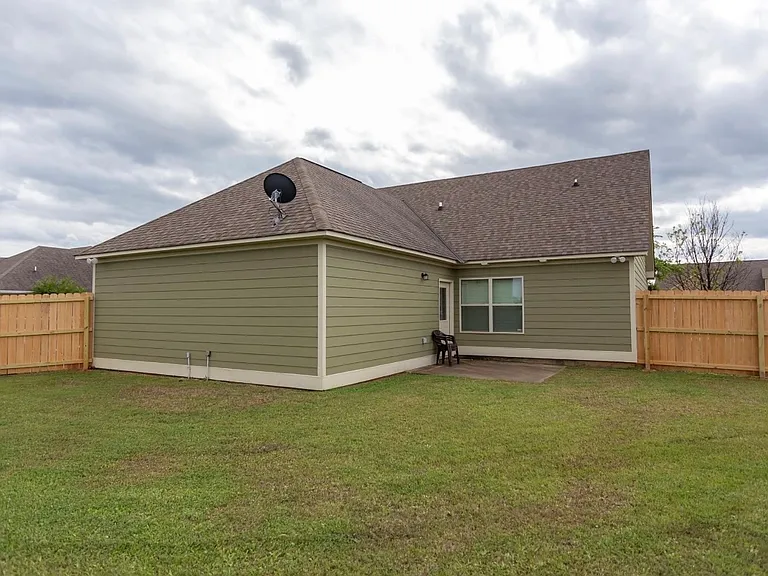 2198 Addison Way — Photo 10