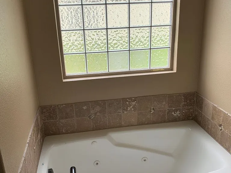 2476 Pleasant Willow Dr — Photo 3