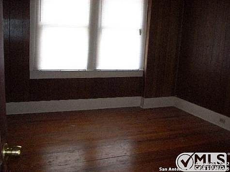 5th image of 2112 S Presa St