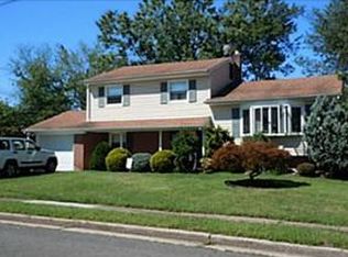 5 Sherold Rd, Colonia, NJ 07067