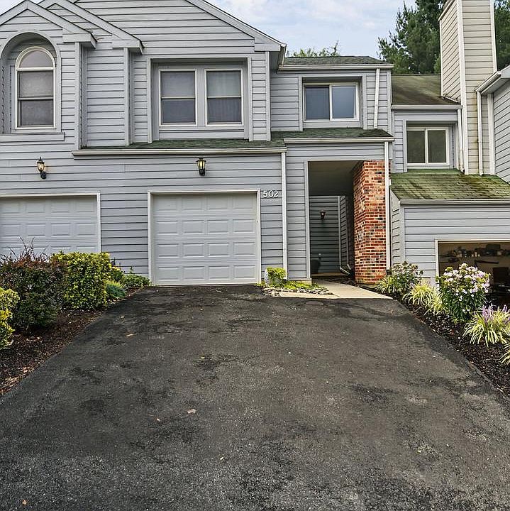 1st image of 502 Paisley Pl